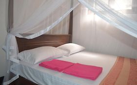 Chamod Holiday Home